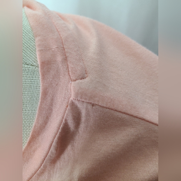 PUMA drop shoulder coral T- shirt size medium womens - Picture 3 of 4